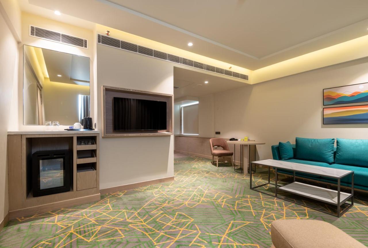 Holiday Inn Katra Vaishno Devi By Ihg Luaran gambar