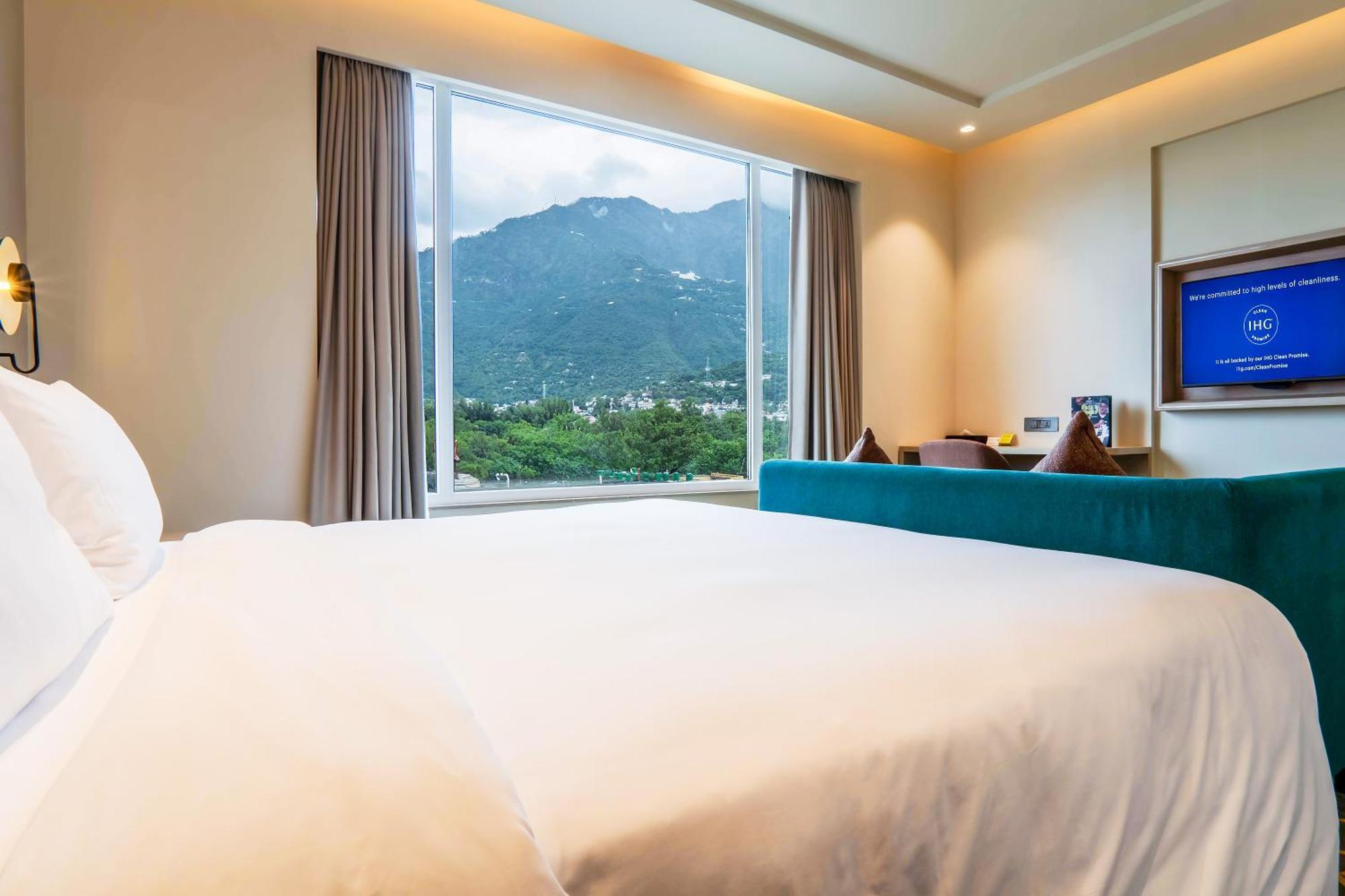 Holiday Inn Katra Vaishno Devi By Ihg Luaran gambar